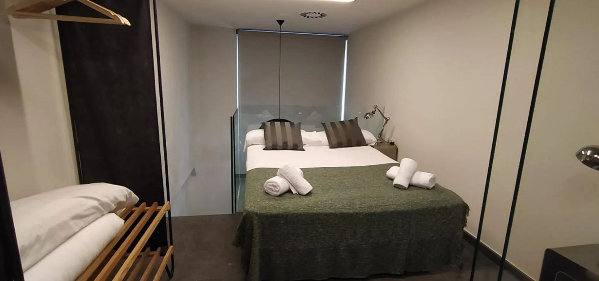 My Space Emirates - Fully Equipped Apartments Near The Beach With Shared Pool Barcelona Spain