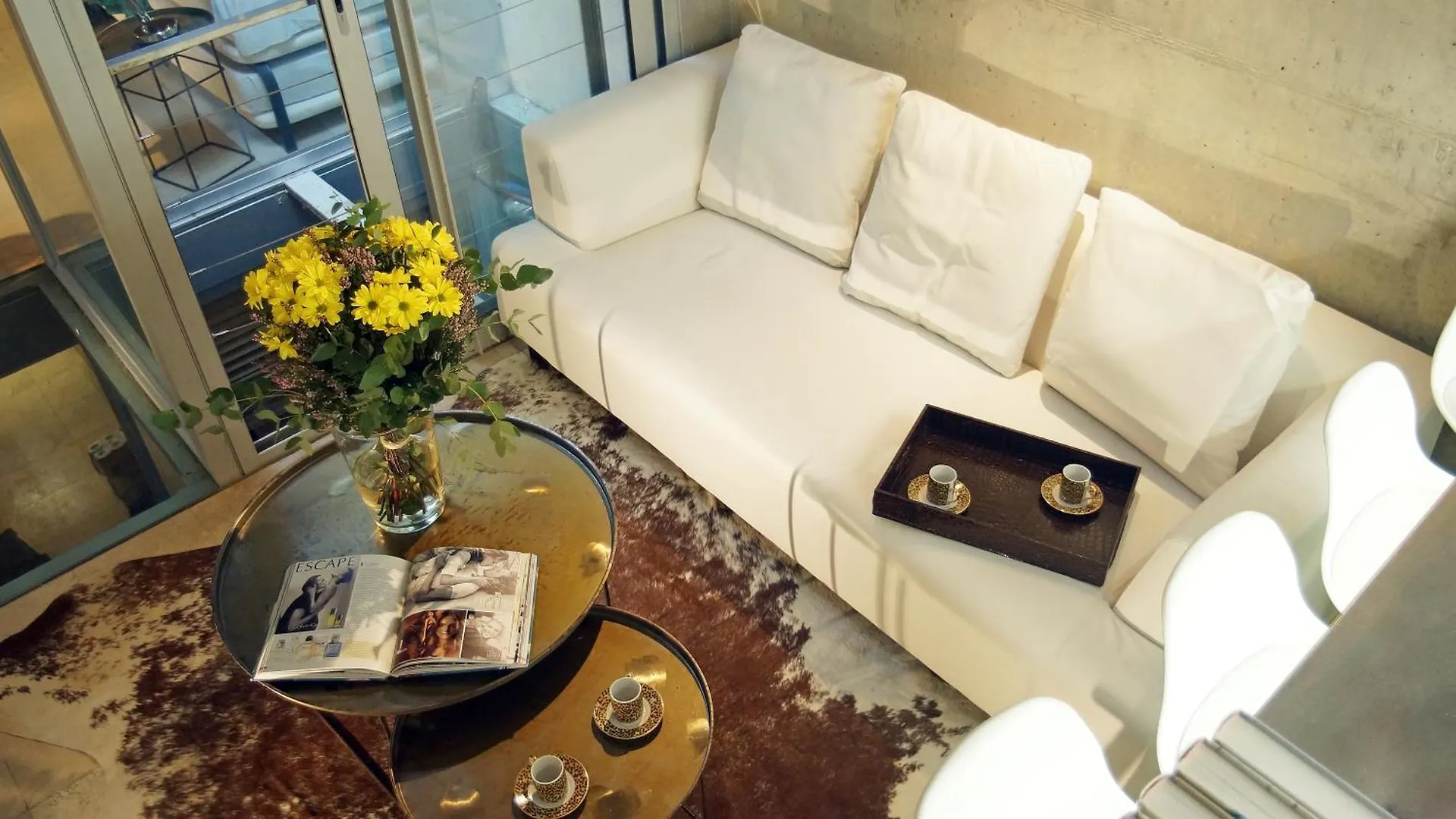 My Space Emirates - Fully Equipped Apartments Near The Beach With Shared Pool Barcelona